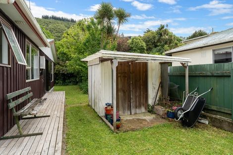 Photo of property in 3 Rata Street, Birchville, Upper Hutt, 5018