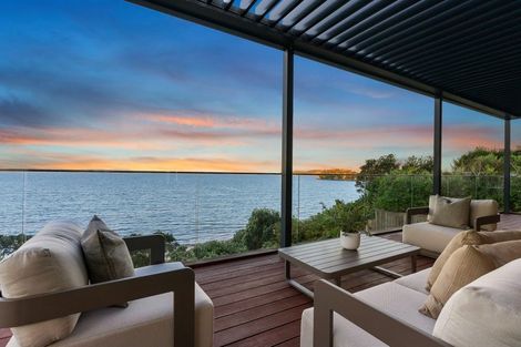 Photo of property in 236 Vipond Road, Stanmore Bay, Whangaparaoa, 0932