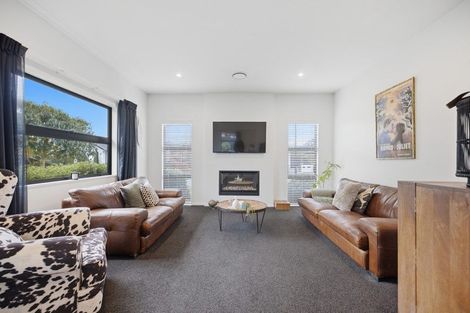 Photo of property in 28 Karere Avenue, Marshland, Christchurch, 8083