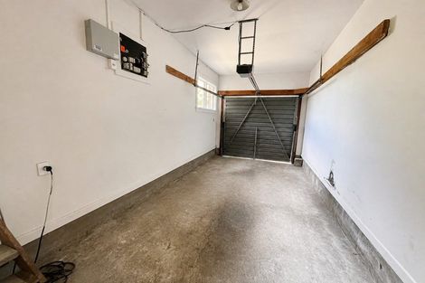 Photo of property in 9 Hampton Place, Burnside, Christchurch, 8053