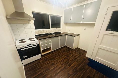 Photo of property in 2/264 Wellington Road, Wainuiomata, Lower Hutt, 5014