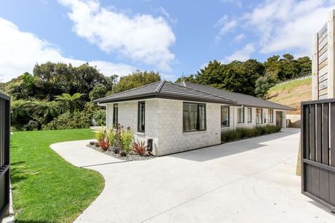 Photo of property in 18 Rotokare Crescent, Whalers Gate, New Plymouth, 4310