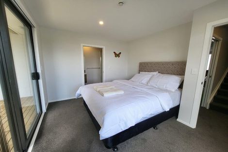 Photo of property in 1 Pukakaho Lane, Papatoetoe, Auckland, 2025
