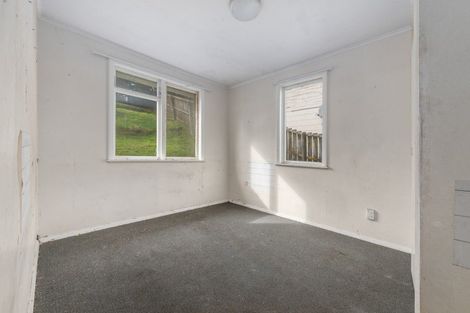 Photo of property in 161 Champion Street, Cannons Creek, Porirua, 5024