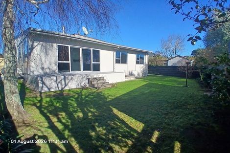 Photo of property in 5a Rennell Street, Frankleigh Park, New Plymouth, 4310