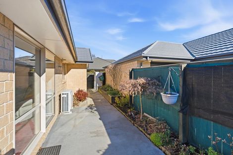 Photo of property in 17 Bayliss Close, Northwood, Christchurch, 8051