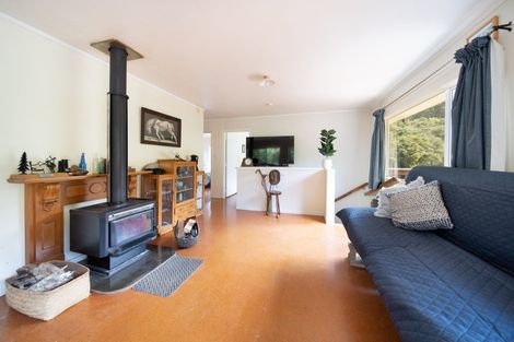 Photo of property in 1697 Russell Road, Helena Bay, Hikurangi, 0184