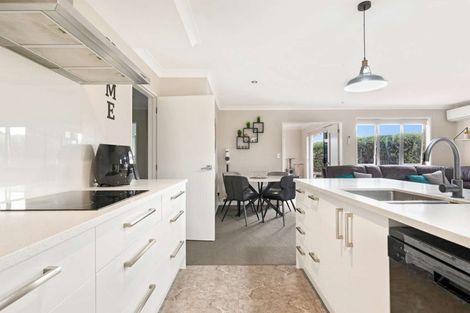 Photo of property in 1 Puketi Lane, Waiuku, 2123