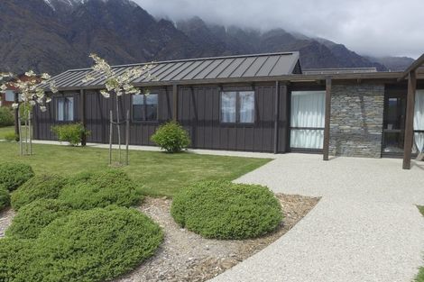 Photo of property in 10 Ellesmere Avenue, Jacks Point, Queenstown, 9371