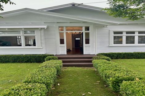 Photo of property in 13 Pukenui Street, Strandon, New Plymouth, 4312