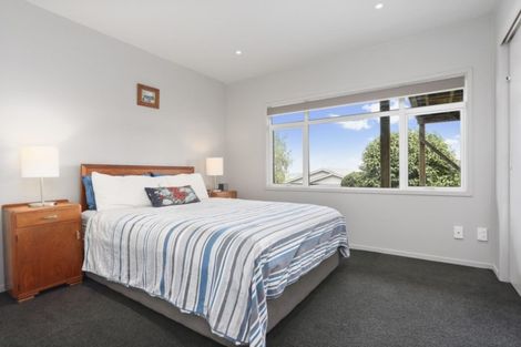 Photo of property in 18 Kanohi Terrace, Mangere Bridge, Auckland, 2022