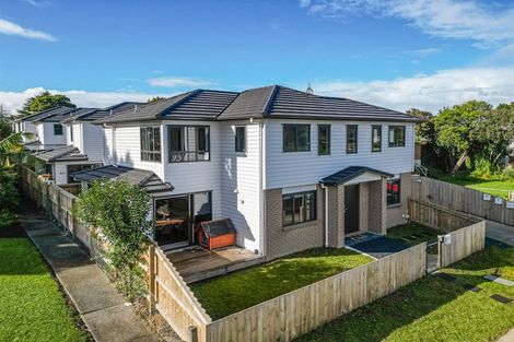 Photo of property in 9a Kingdale Road, Henderson, Auckland, 0610