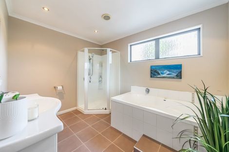 Photo of property in 39 Ebdentown Street, Ebdentown, Upper Hutt, 5018