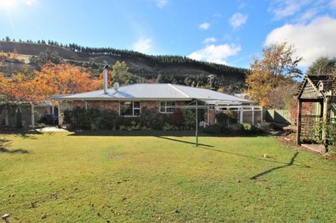 Photo of property in 35 Hazlett Street, Clyde, 9330