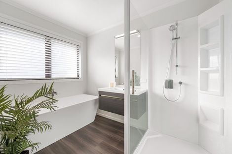 Photo of property in 2 Chapel Close, Springlands, Blenheim, 7201