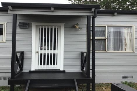 Photo of property in 4/25a Vine Street, Mangere East, Auckland, 2024