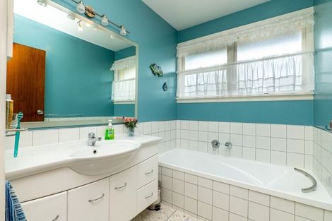 Photo of property in 317 Waimairi Road, Ilam, Christchurch, 8041