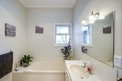 Photo of property in 1389 Maraekakaho Road, Longlands, Hastings, 4175