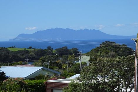 Photo of property in 63 Barrier View Road, Leigh, 0985