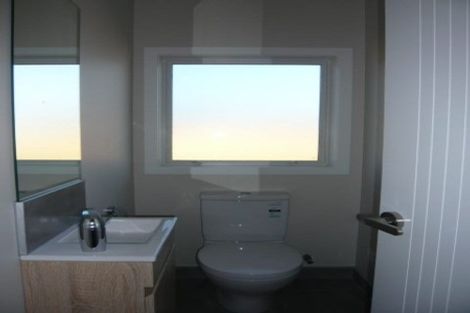 Photo of property in 16 Paiaka Place, Rototuna North, Hamilton, 3210