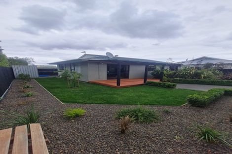 Photo of property in 70 Hills Road, Edgeware, Christchurch, 8013