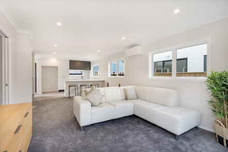 Photo of property in 20c Korau Grove, Stokes Valley, Lower Hutt, 5019