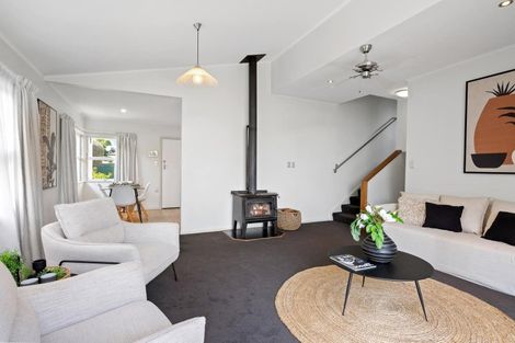 Photo of property in 2 Devon Street, Stoke, Nelson, 7011