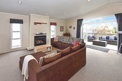 Photo of property in 92a Wharf Road, Clarks Beach, Pukekohe, 2679