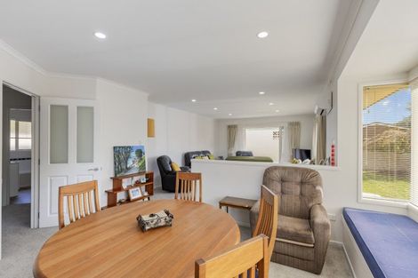 Photo of property in 112b Govett Avenue, Frankleigh Park, New Plymouth, 4310