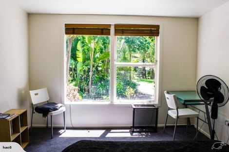 Photo of property in 34 Sandown Road, Rothesay Bay, Auckland, 0630