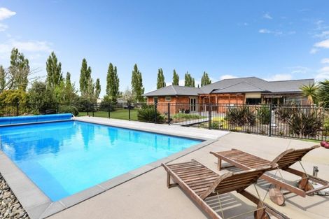 Photo of property in 2520b River Road, Horsham Downs, Hamilton, 3281