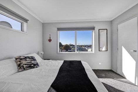 Photo of property in 74 Broadway, Stratford, 4332