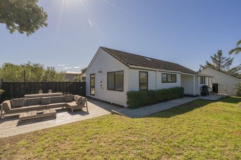 Photo of property in 1 Mccormick Place, Pauanui, Hikuai, 3579