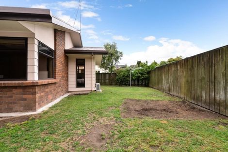 Photo of property in 52 Ashley Street, St Andrews, Hamilton, 3200