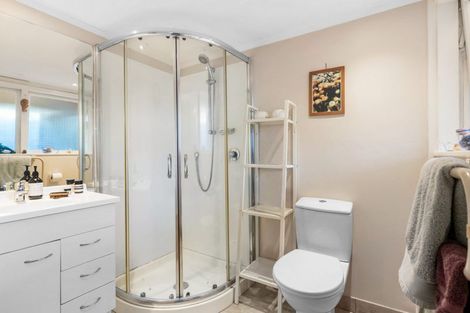 Photo of property in 20 Lake Road, Devonport, Auckland, 0624