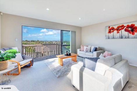 Photo of property in 16 Cityview Place, Massey, Auckland, 0614