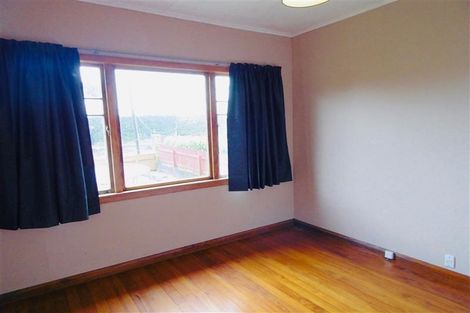 Photo of property in 292 Huatoki Street, Upper Vogeltown, New Plymouth, 4310