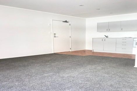 Photo of property in 32b/30 Westward Ho, Glen Eden, Auckland, 0602