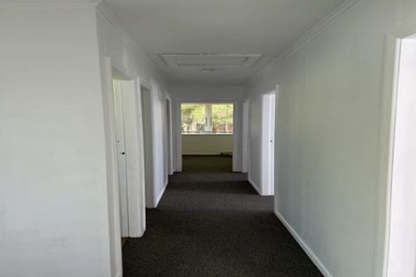 Photo of property in 9 Berkshire Grove, Cannons Creek, Porirua, 5024