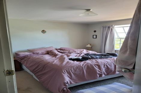 Photo of property in 64a Captain Scott Road, Glen Eden, Auckland, 0602