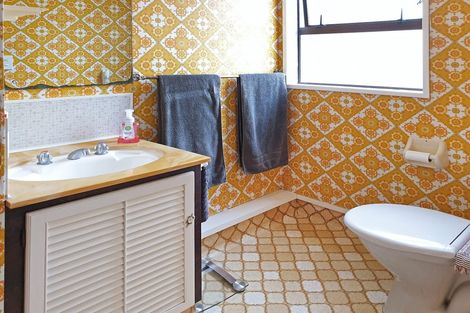 Photo of property in 7 Twomey Grove, Houghton Bay, Wellington, 6023