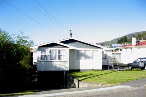 Photo of property in 8 Lincoln Street, Picton, 7220