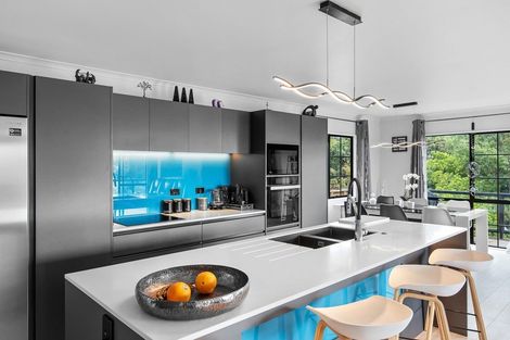 Photo of property in 4 Pine Ridge Terrace, Waikanae Beach, Waikanae, 5036