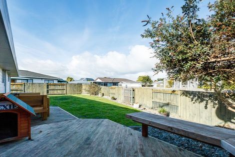 Photo of property in 96 Hillcrest Drive, Kelvin Grove, Palmerston North, 4414