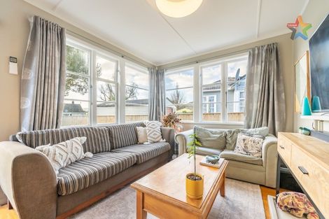 Photo of property in 133 Waddington Drive, Naenae, Lower Hutt, 5011