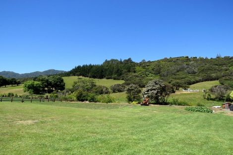 Photo of property in 1170 Hauraki Road, Coromandel, 3506