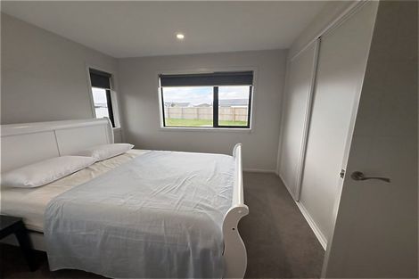 Photo of property in 37 Kingsdowne Drive, West Melton, 7618