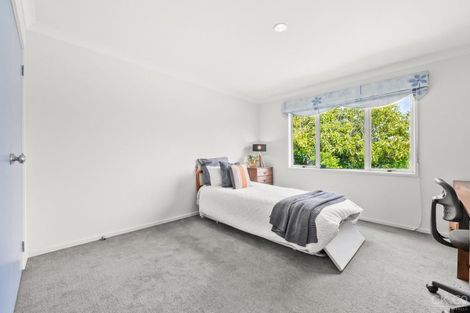 Photo of property in 41 Arahiwi Grove, Tirohanga, Lower Hutt, 5010