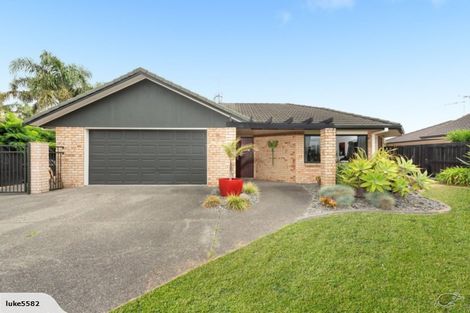 Photo of property in 596 Grenada Street, Papamoa Beach, Papamoa, 3118