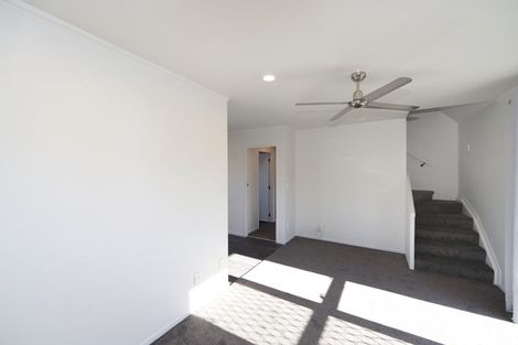 Photo of property in Ingrids Picture Framing, 102 Willowpark Road South, Parkvale, Hastings, 4122